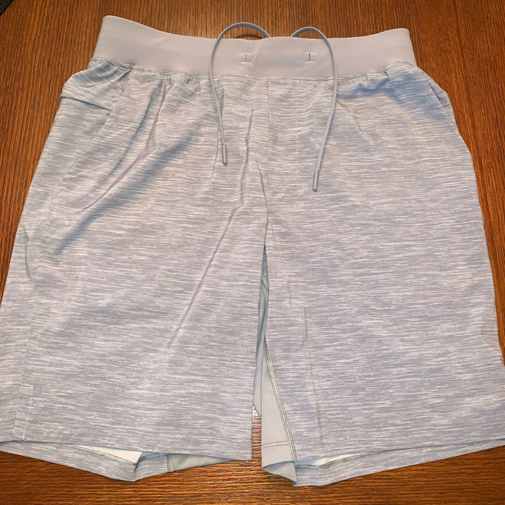 Lululemon Men’s T.H.E short 9” linerless
